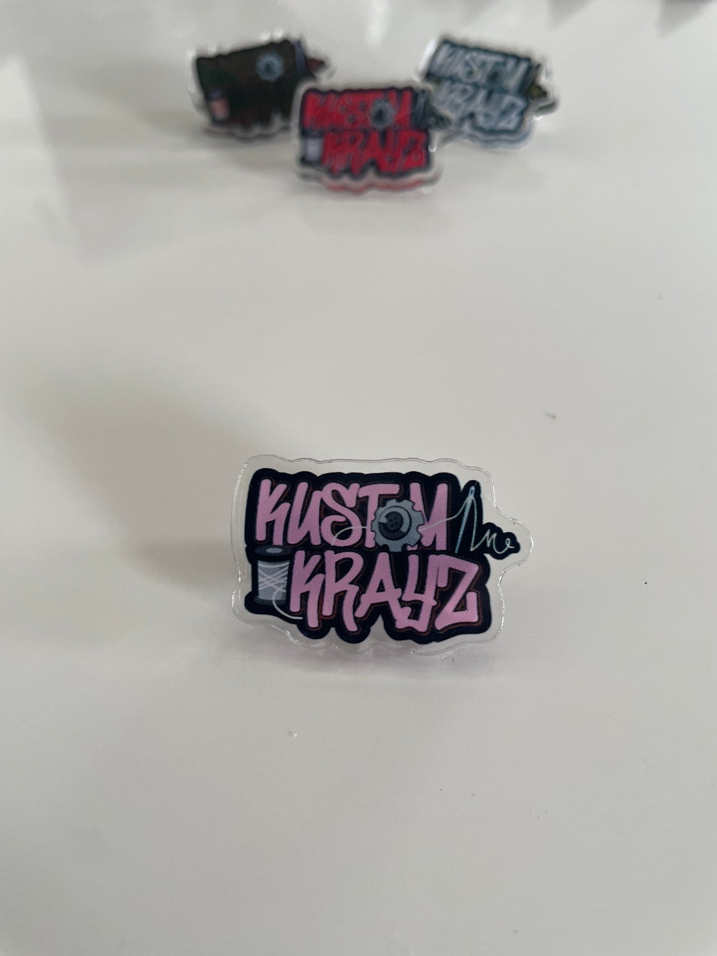 Kustom Krayz (Acrylic Pin)